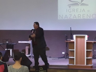 <div class='trigger trigger_error'><b>Erro na Linha: #90 ::</b> Undefined variable: page_title<br><small>/home/inazaren/public_html/site/themes/nazareno/artigo.php</small><span class='ajax_close'></span></div> - Foto 10