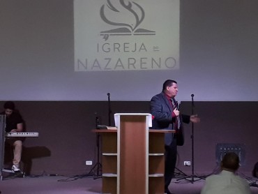 <div class='trigger trigger_error'><b>Erro na Linha: #90 ::</b> Undefined variable: page_title<br><small>/home/inazaren/public_html/site/themes/nazareno/artigo.php</small><span class='ajax_close'></span></div> - Foto 11