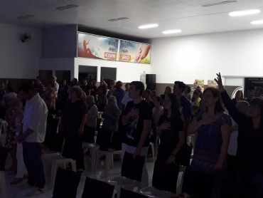 <div class='trigger trigger_error'><b>Erro na Linha: #90 ::</b> Undefined variable: page_title<br><small>/home/inazaren/public_html/site/themes/nazareno/artigo.php</small><span class='ajax_close'></span></div> - Foto 13
