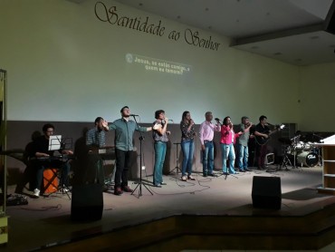 <div class='trigger trigger_error'><b>Erro na Linha: #90 ::</b> Undefined variable: page_title<br><small>/home/inazaren/public_html/site/themes/nazareno/artigo.php</small><span class='ajax_close'></span></div> - Foto 18