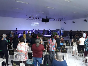 <div class='trigger trigger_error'><b>Erro na Linha: #90 ::</b> Undefined variable: page_title<br><small>/home/inazaren/public_html/site/themes/nazareno/artigo.php</small><span class='ajax_close'></span></div> - Foto 23