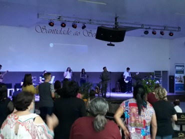 <div class='trigger trigger_error'><b>Erro na Linha: #90 ::</b> Undefined variable: page_title<br><small>/home/inazaren/public_html/site/themes/nazareno/artigo.php</small><span class='ajax_close'></span></div> - Foto 22