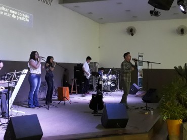 <div class='trigger trigger_error'><b>Erro na Linha: #90 ::</b> Undefined variable: page_title<br><small>/home/inazaren/public_html/site/themes/nazareno/artigo.php</small><span class='ajax_close'></span></div> - Foto 21