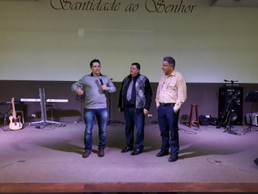 <div class='trigger trigger_error'><b>Erro na Linha: #90 ::</b> Undefined variable: page_title<br><small>/home/inazaren/public_html/site/themes/nazareno/artigo.php</small><span class='ajax_close'></span></div> - Foto 3