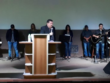 <div class='trigger trigger_error'><b>Erro na Linha: #90 ::</b> Undefined variable: page_title<br><small>/home/inazaren/public_html/site/themes/nazareno/artigo.php</small><span class='ajax_close'></span></div> - Foto 2