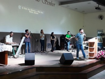 <div class='trigger trigger_error'><b>Erro na Linha: #90 ::</b> Undefined variable: page_title<br><small>/home/inazaren/public_html/site/themes/nazareno/artigo.php</small><span class='ajax_close'></span></div> - Foto 23