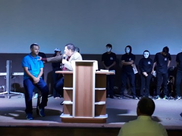 <div class='trigger trigger_error'><b>Erro na Linha: #90 ::</b> Undefined variable: page_title<br><small>/home/inazaren/public_html/site/themes/nazareno/artigo.php</small><span class='ajax_close'></span></div> - Foto 9