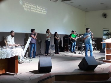 <div class='trigger trigger_error'><b>Erro na Linha: #90 ::</b> Undefined variable: page_title<br><small>/home/inazaren/public_html/site/themes/nazareno/artigo.php</small><span class='ajax_close'></span></div> - Foto 22