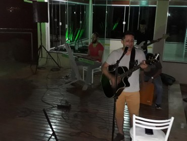 <div class='trigger trigger_error'><b>Erro na Linha: #90 ::</b> Undefined variable: page_title<br><small>/home/inazaren/public_html/site/themes/nazareno/artigo.php</small><span class='ajax_close'></span></div> - Foto 29