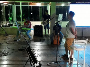 <div class='trigger trigger_error'><b>Erro na Linha: #90 ::</b> Undefined variable: page_title<br><small>/home/inazaren/public_html/site/themes/nazareno/artigo.php</small><span class='ajax_close'></span></div> - Foto 45