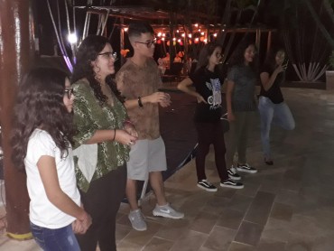 <div class='trigger trigger_error'><b>Erro na Linha: #90 ::</b> Undefined variable: page_title<br><small>/home/inazaren/public_html/site/themes/nazareno/artigo.php</small><span class='ajax_close'></span></div> - Foto 39