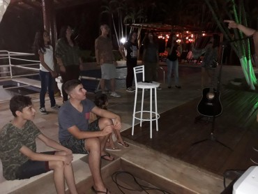 <div class='trigger trigger_error'><b>Erro na Linha: #90 ::</b> Undefined variable: page_title<br><small>/home/inazaren/public_html/site/themes/nazareno/artigo.php</small><span class='ajax_close'></span></div> - Foto 33