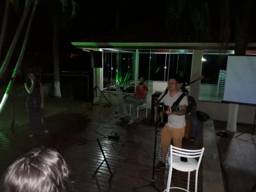<div class='trigger trigger_error'><b>Erro na Linha: #90 ::</b> Undefined variable: page_title<br><small>/home/inazaren/public_html/site/themes/nazareno/artigo.php</small><span class='ajax_close'></span></div> - Foto 30