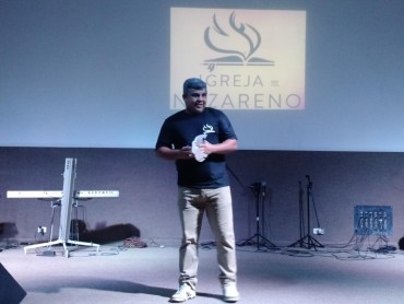 <div class='trigger trigger_error'><b>Erro na Linha: #90 ::</b> Undefined variable: page_title<br><small>/home/inazaren/public_html/site/themes/nazareno/artigo.php</small><span class='ajax_close'></span></div> - Foto 57