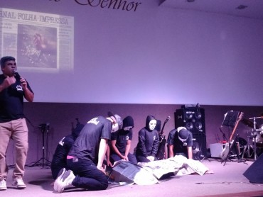 <div class='trigger trigger_error'><b>Erro na Linha: #90 ::</b> Undefined variable: page_title<br><small>/home/inazaren/public_html/site/themes/nazareno/artigo.php</small><span class='ajax_close'></span></div> - Foto 7
