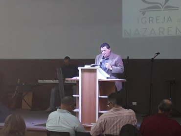 <div class='trigger trigger_error'><b>Erro na Linha: #90 ::</b> Undefined variable: page_title<br><small>/home/inazaren/public_html/site/themes/nazareno/artigo.php</small><span class='ajax_close'></span></div> - Foto 11