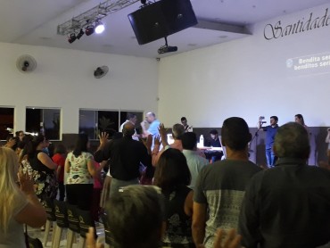 <div class='trigger trigger_error'><b>Erro na Linha: #90 ::</b> Undefined variable: page_title<br><small>/home/inazaren/public_html/site/themes/nazareno/artigo.php</small><span class='ajax_close'></span></div> - Foto 1