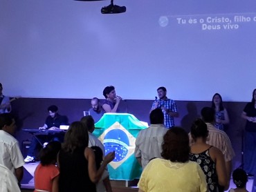 <div class='trigger trigger_error'><b>Erro na Linha: #90 ::</b> Undefined variable: page_title<br><small>/home/inazaren/public_html/site/themes/nazareno/artigo.php</small><span class='ajax_close'></span></div> - Foto 27