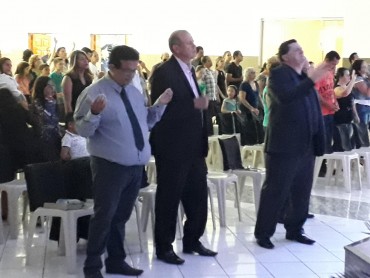 <div class='trigger trigger_error'><b>Erro na Linha: #90 ::</b> Undefined variable: page_title<br><small>/home/inazaren/public_html/site/themes/nazareno/artigo.php</small><span class='ajax_close'></span></div> - Foto 20