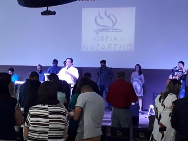 <div class='trigger trigger_error'><b>Erro na Linha: #90 ::</b> Undefined variable: page_title<br><small>/home/inazaren/public_html/site/themes/nazareno/artigo.php</small><span class='ajax_close'></span></div> - Foto 31
