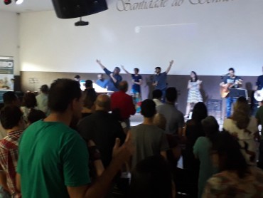 <div class='trigger trigger_error'><b>Erro na Linha: #90 ::</b> Undefined variable: page_title<br><small>/home/inazaren/public_html/site/themes/nazareno/artigo.php</small><span class='ajax_close'></span></div> - Foto 17