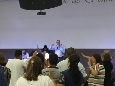 <div class='trigger trigger_error'><b>Erro na Linha: #90 ::</b> Undefined variable: page_title<br><small>/home/inazaren/public_html/site/themes/nazareno/artigo.php</small><span class='ajax_close'></span></div> - Foto 1