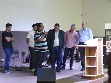 <div class='trigger trigger_error'><b>Erro na Linha: #90 ::</b> Undefined variable: page_title<br><small>/home/inazaren/public_html/site/themes/nazareno/artigo.php</small><span class='ajax_close'></span></div> - Foto 8