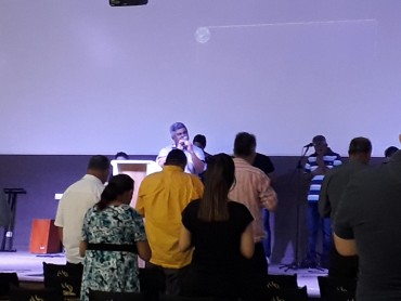 <div class='trigger trigger_error'><b>Erro na Linha: #90 ::</b> Undefined variable: page_title<br><small>/home/inazaren/public_html/site/themes/nazareno/artigo.php</small><span class='ajax_close'></span></div> - Foto 11