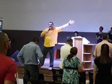 <div class='trigger trigger_error'><b>Erro na Linha: #90 ::</b> Undefined variable: page_title<br><small>/home/inazaren/public_html/site/themes/nazareno/artigo.php</small><span class='ajax_close'></span></div> - Foto 2