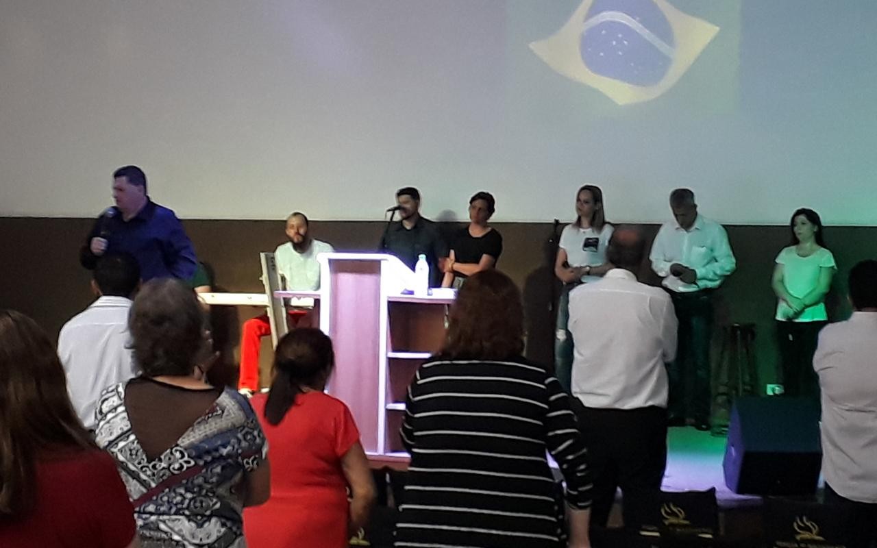 Porque a Igreja ?